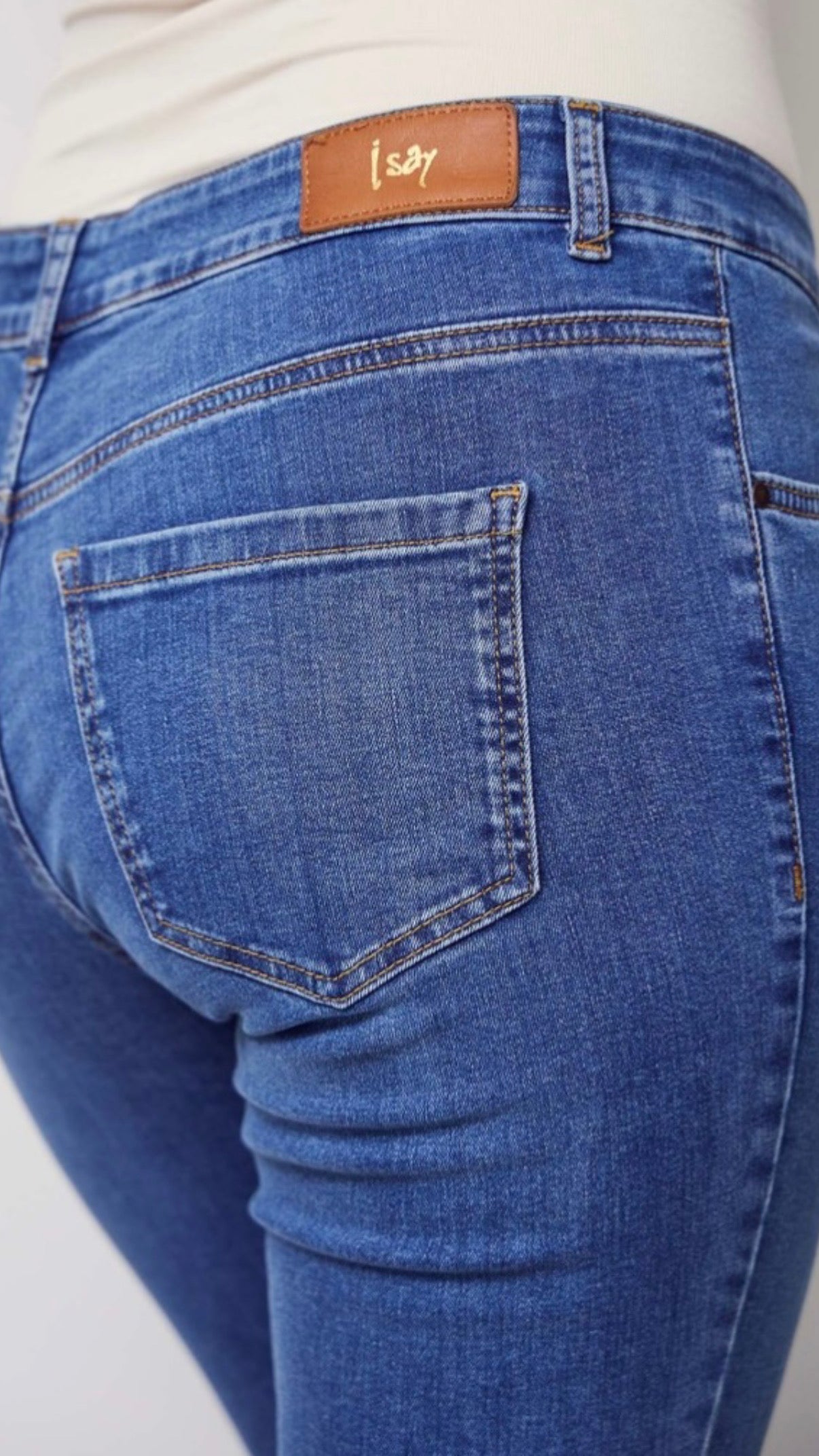 Parma new jeans, Isay