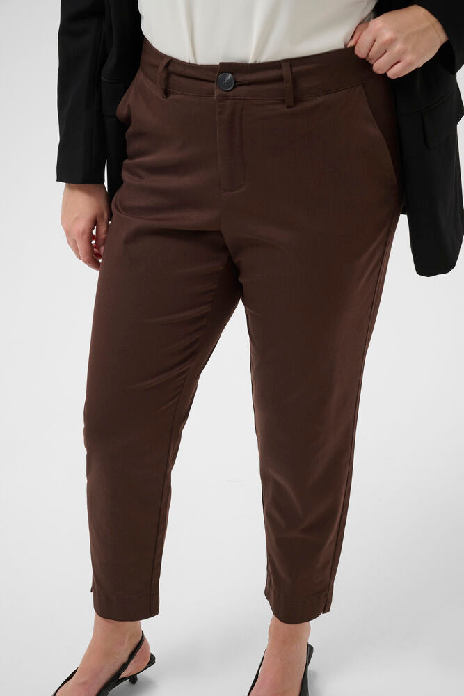 Leana Chinos 7/8 - Kaffe Curve