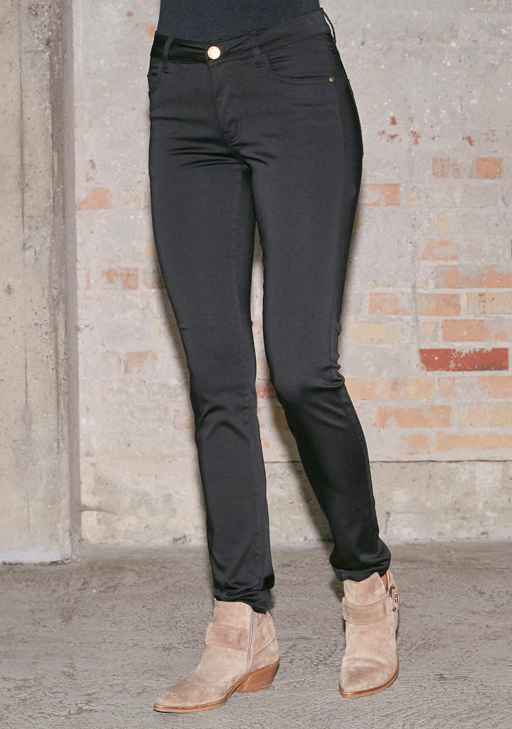 Lido jeans, Isay
