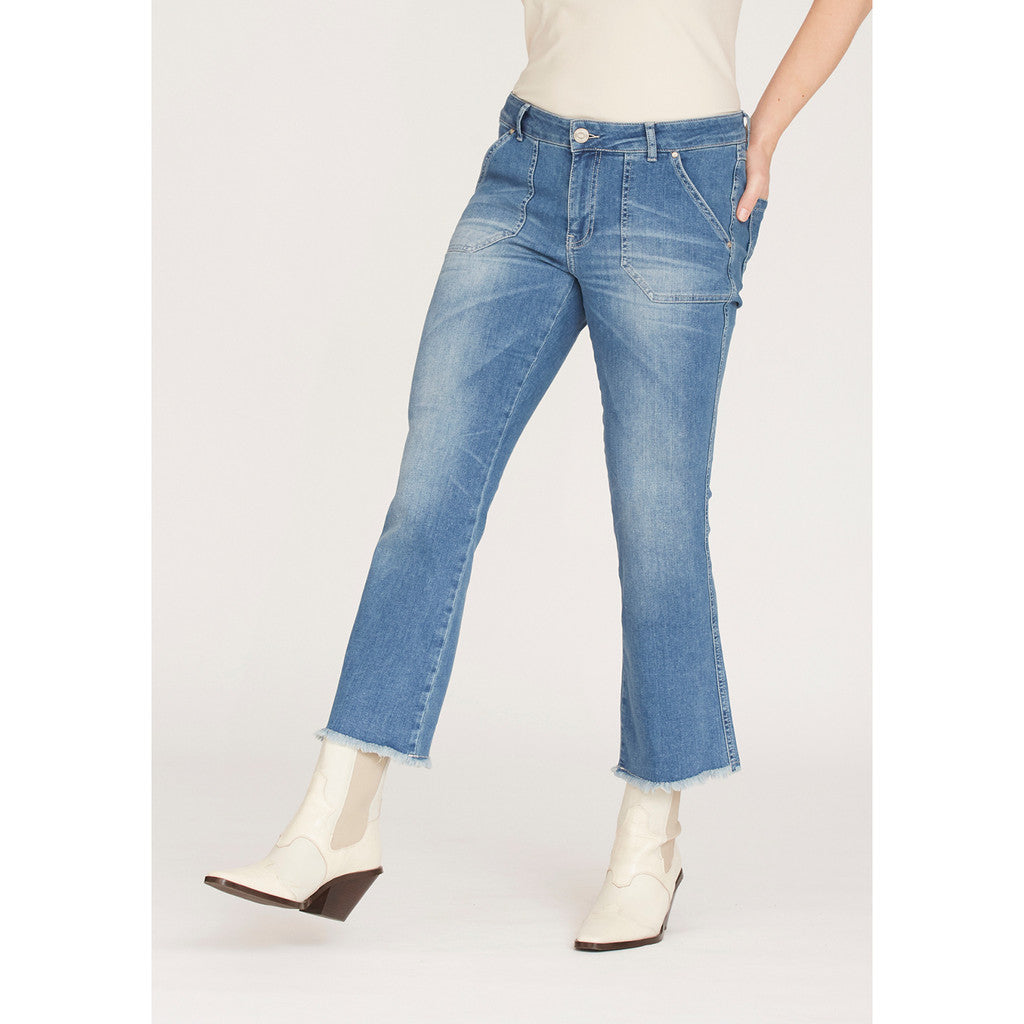 Como flare jeans, Isay