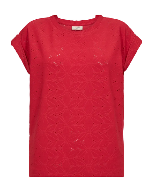 Blond tee, Freequent