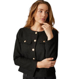 Emelie blazer, Isay