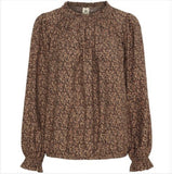 Tanna blouse, Isay