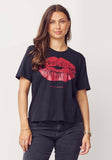 Kora lip t-shirt, Isay