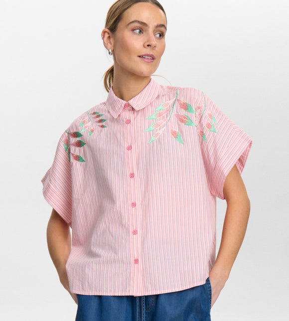 Ulla shirt, Nümph