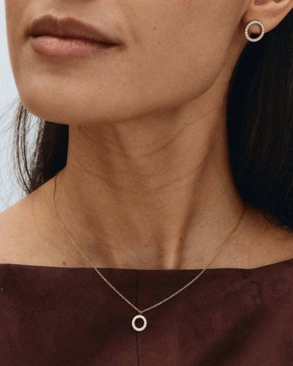 Glow halsband, Edblad